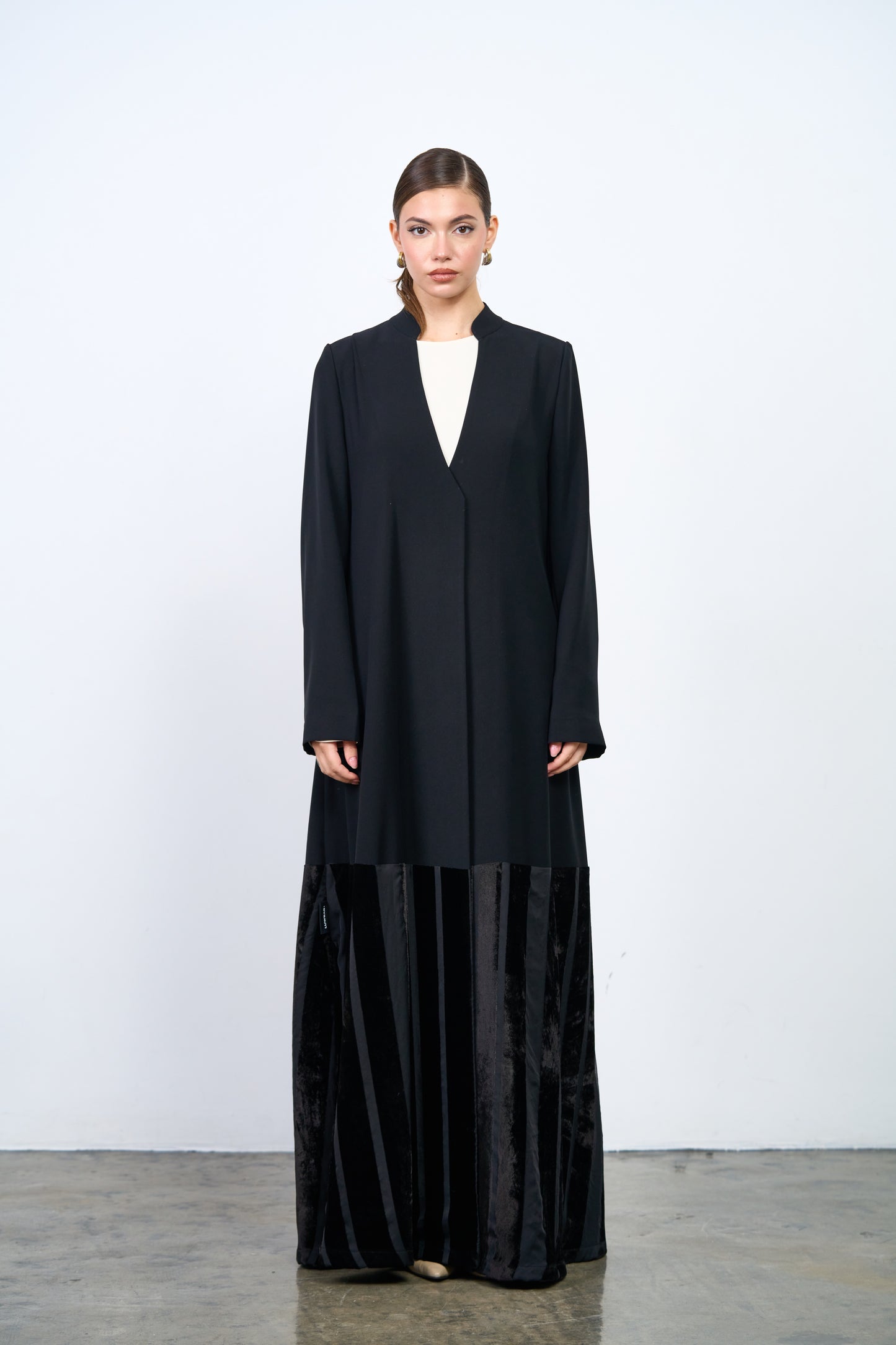 velvet stripes -black