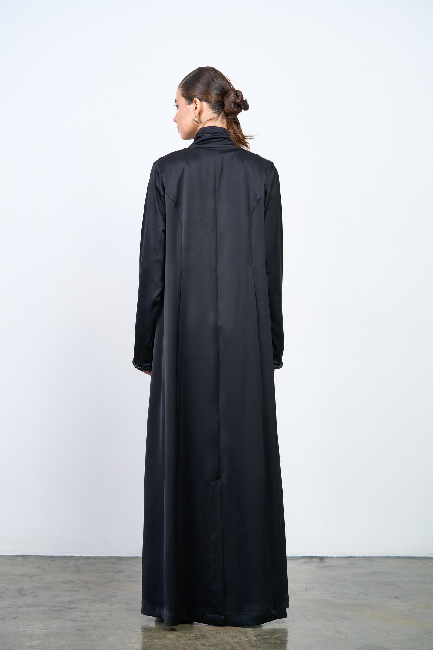 Noir Tassel